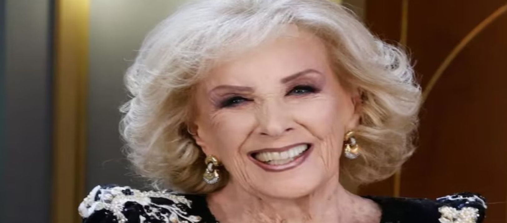 Imagen de la noticia: Mirtha Legrand tuvo una recaída en su cuadro bronquial y volvió a ser internada