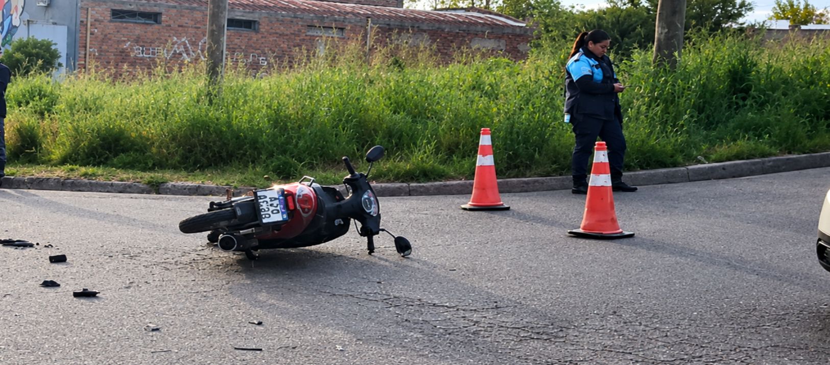 Imagen de la noticia: Un motociclista de 18 años resultó herido tras un choque en Punta Alta