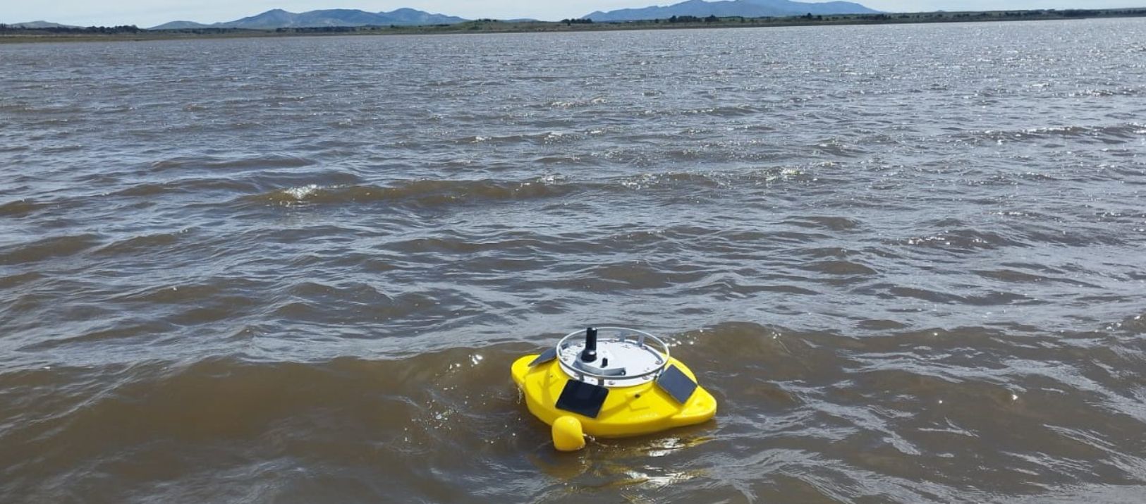 Imagen de la noticia: Logran reducir más del 90 % de las cianobacterias en el embalse