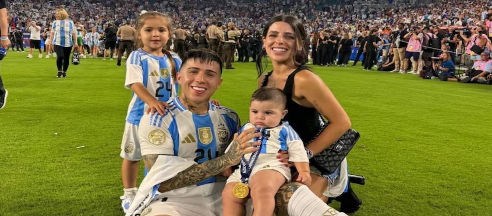 Imagen de la noticia: Valentina Cervantes contó por qué no deja a sus hijos cantar contra Inglaterra