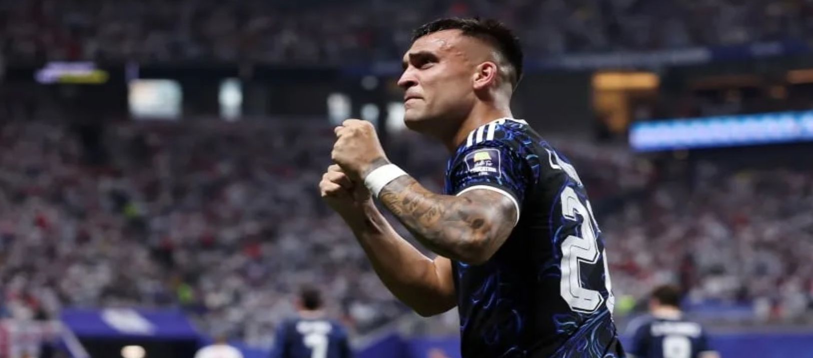 Imagen de la noticia: FIFA difundió imágenes aéreas inéditas del gol de Lautaro Martínez a Inglaterra