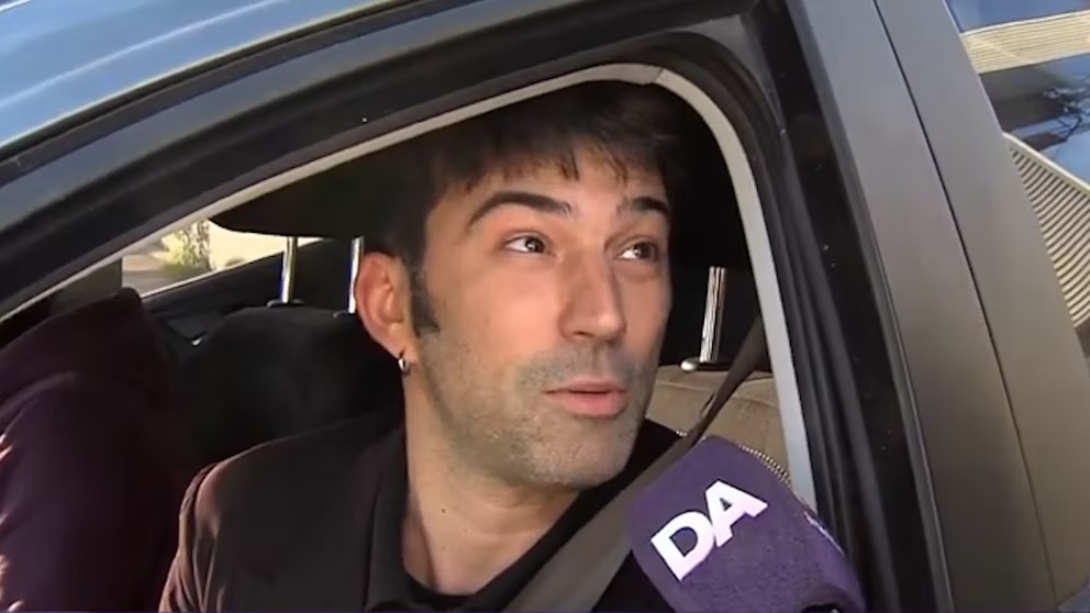 Default image description