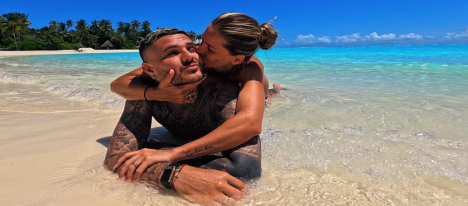 Imagen de la noticia: Mauro Icardi publicó una foto de la China Suárez al borde de la censura