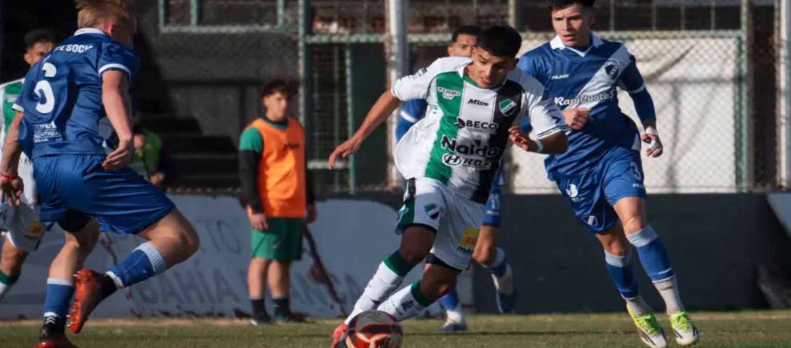 Imagen de la noticia: Federal "A": Olimpo empató en Otamendi y Villa Mitre logró un triunfo clave