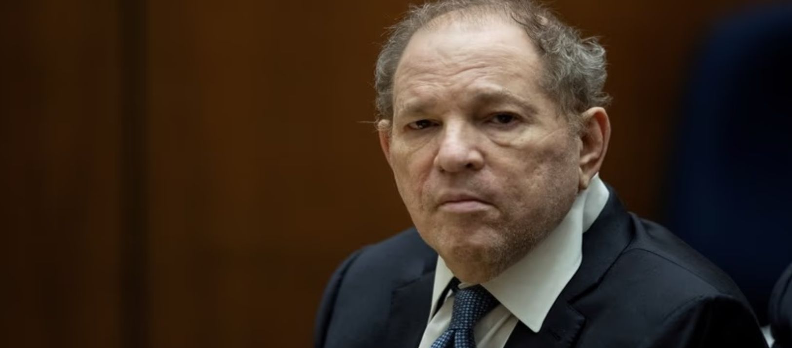 Imagen de la noticia: El cineasta Harvey Weinstein fue condenado a 15 años de prisión por abuso sexual