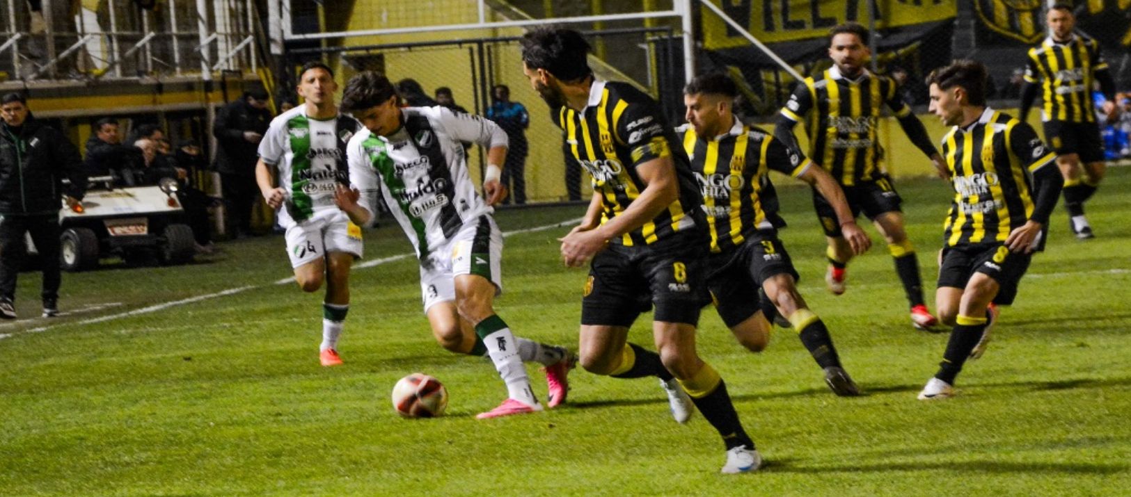 Imagen de la noticia: Fecha determinante en el Federal: Villa Mitre juega en Bahía y Olimpo en Córdoba