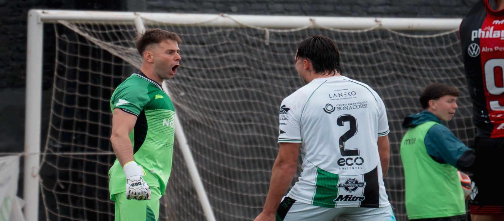 Imagen de la noticia: Villa Mitre derrotó por 1-0 a Douglas y Olimpo se trajo un empate de Entre Ríos