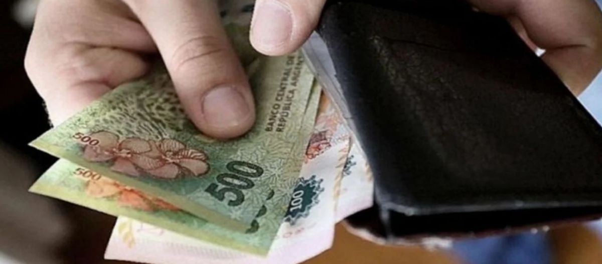 Imagen de la noticia: Oficializaron la convocatoria al Consejo del Salario Mínimo