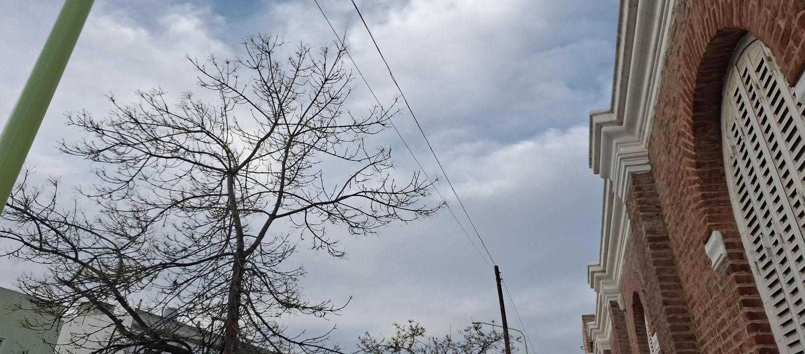 Imagen de la noticia: Pronóstico para Bahía: domingo con cielo nublado y una máxima de 15°