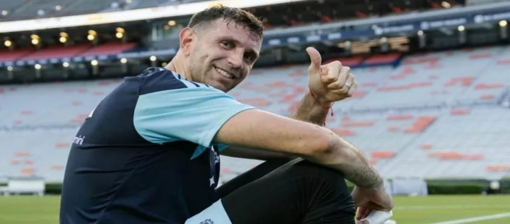 Imagen de la noticia: La preocupación de Scaloni: cómo está el "Dibu", a una semana del debut