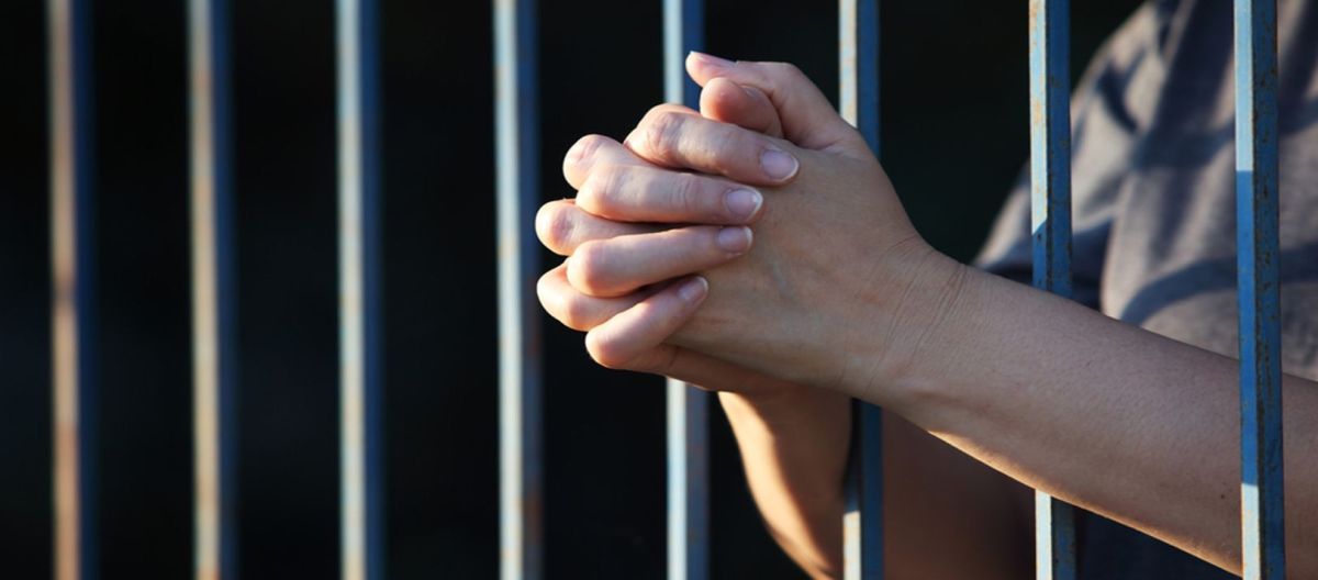 Imagen de la noticia: Arrestan a una mujer que tenía prisión domiciliaria y seguía vendiendo droga