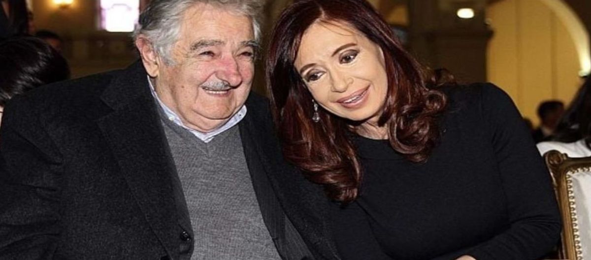 Imagen de la noticia: Mujica duro con Cristina: "Ahí está la vieja"