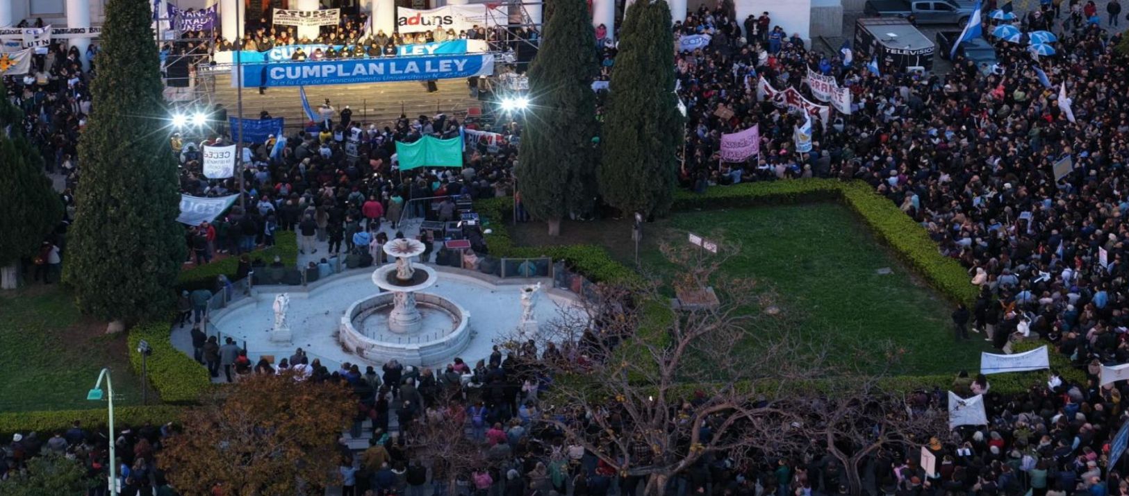 Imagen de la noticia: ADUNS ratificó el paro universitario para el martes de la semana que viene