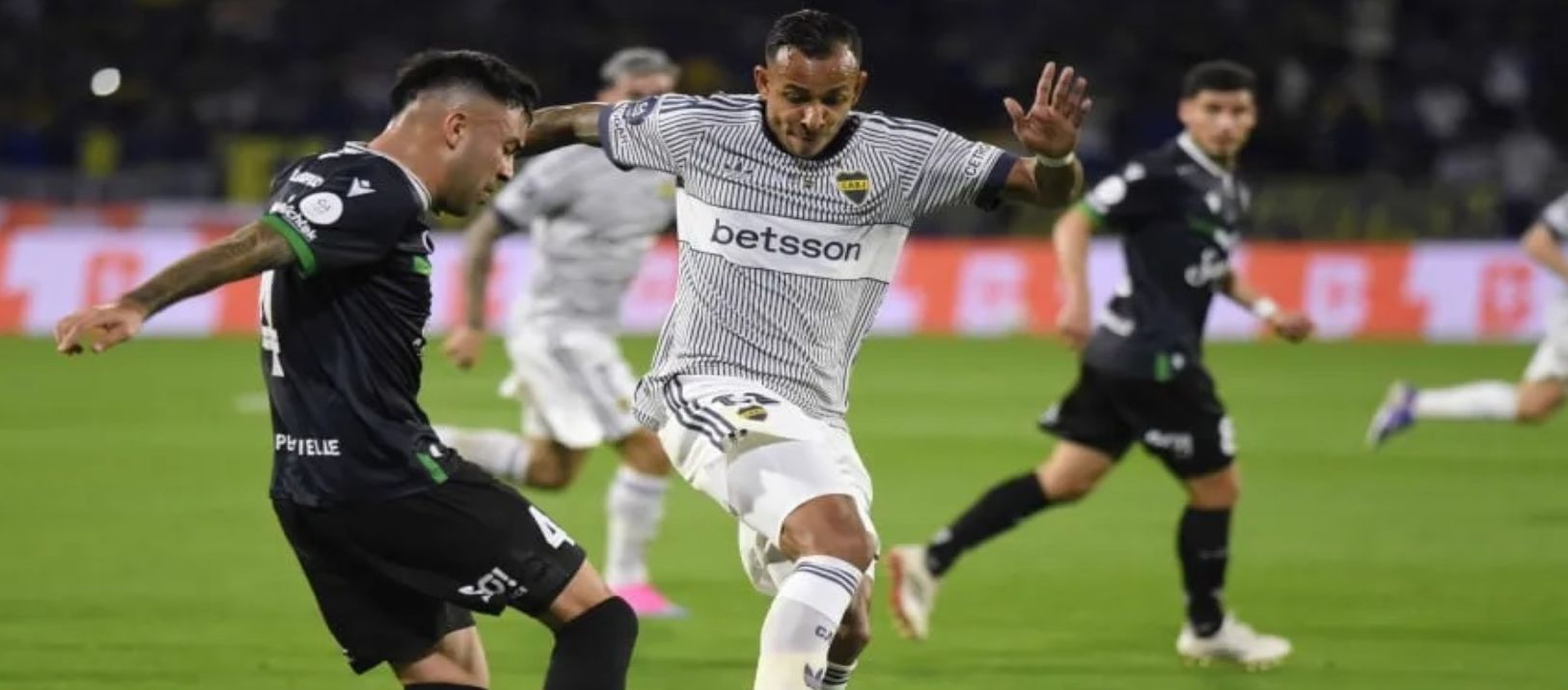 Imagen de la noticia: Por qué Vélez reclamaría los puntos del partido con Boca por la Copa Argentina