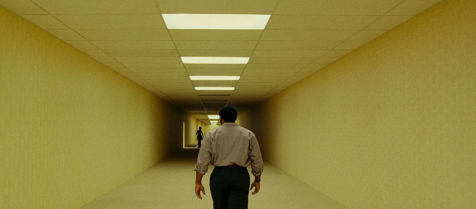 Imagen de la noticia: Se estrenó "Backrooms: Los recovecos de la mente"