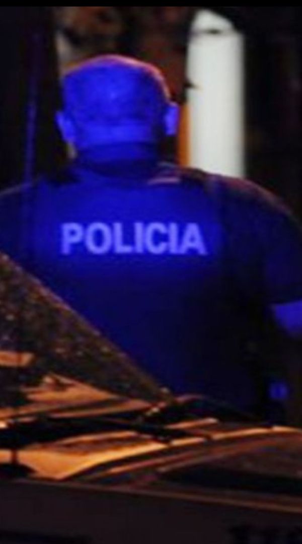 Imagen de la noticia: Desalojaron a 65 personas de un after y clausuraron la vivienda