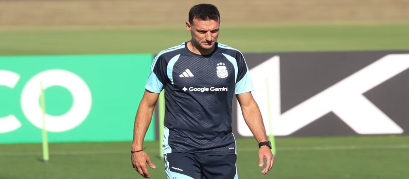 Imagen de la noticia: La Selección argentina inicia los entrenamientos en Ezeiza y la era pos-Messi