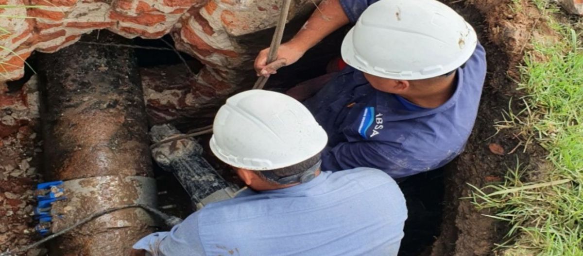 Imagen de la noticia: ABSA recordó que este jueves faltará agua en varios barrios de la ciudad