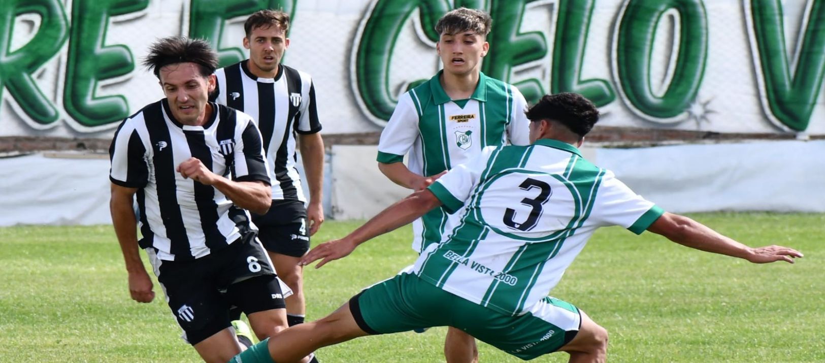 Imagen de la noticia: Federal Amateur: Bella Vista y Liniers igualaron sin goles en "La Loma"