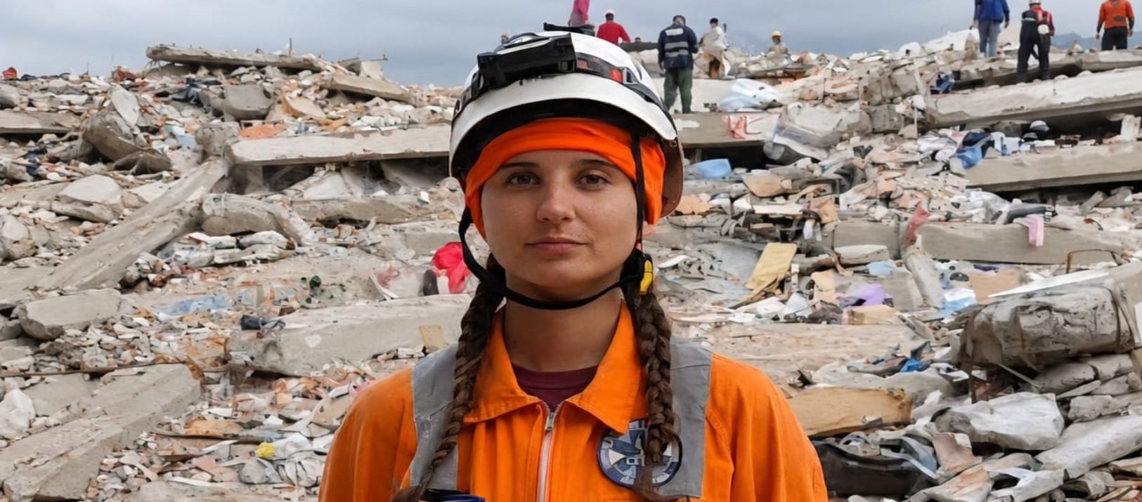 Imagen de la noticia: Una médica bahiense renunció a su trabajo para ser rescatista en Venezuela