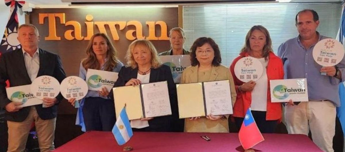 Imagen de la noticia: Taiwán le donó a Bahía 100 mil dólares