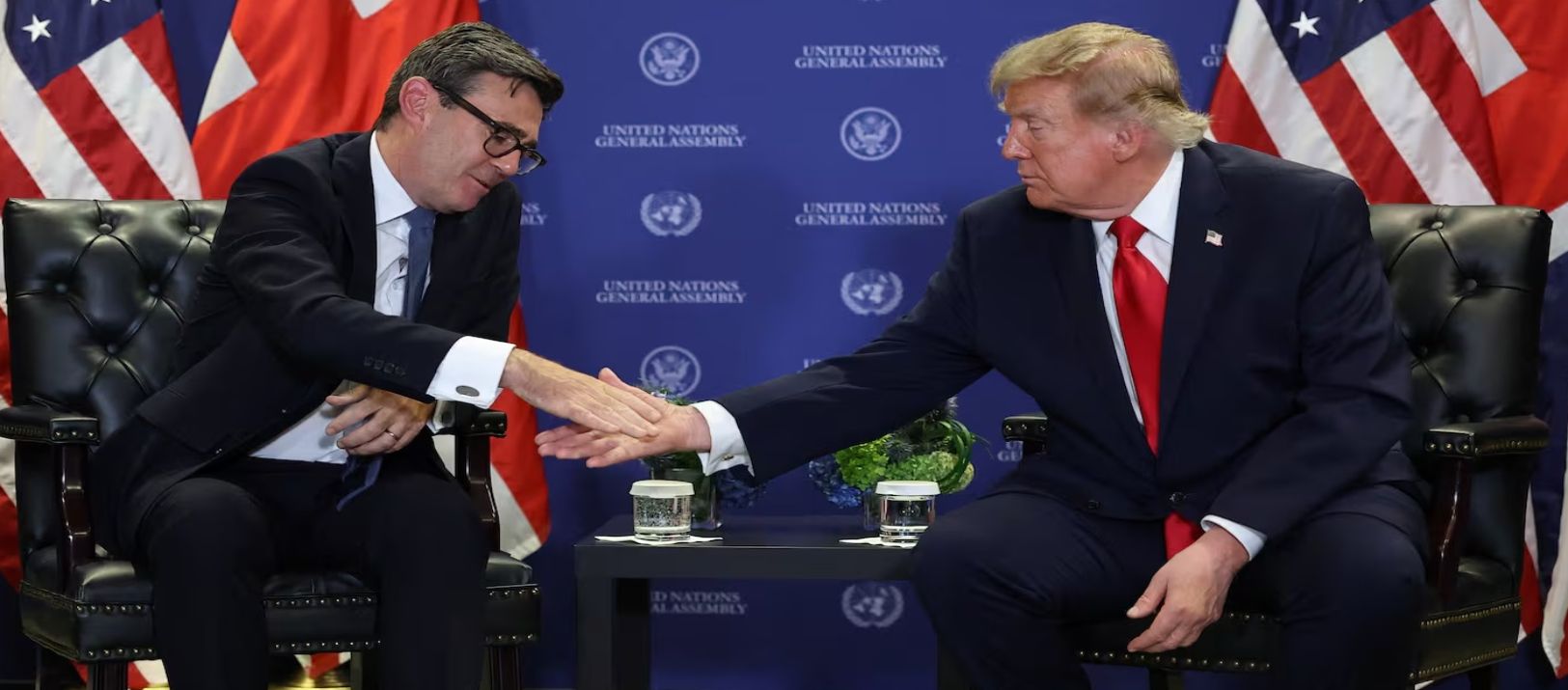 Imagen de la noticia: Donald Trump y el primer ministro del Reino Unido hablaron sobre Malvinas
