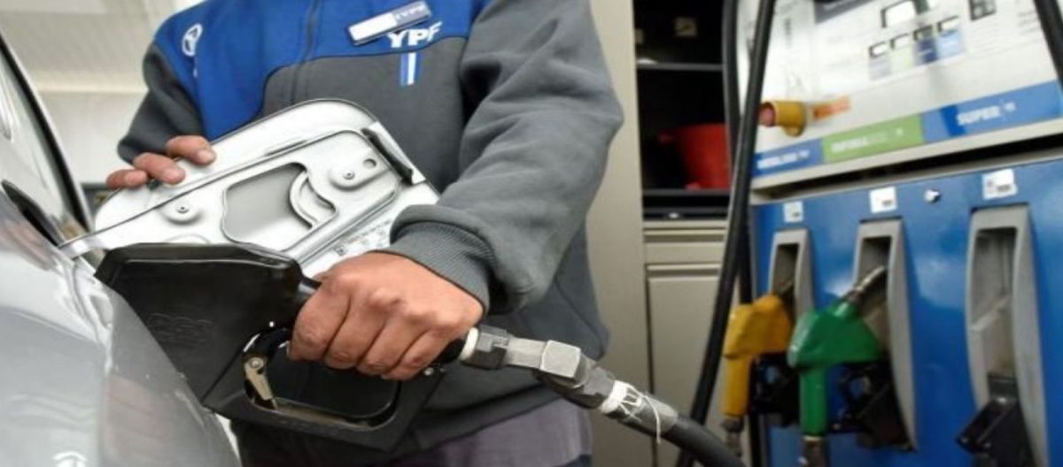 Imagen de la noticia: YPF subió el precio de la nafta: cómo quedaron los valores en Bahía Blanca
