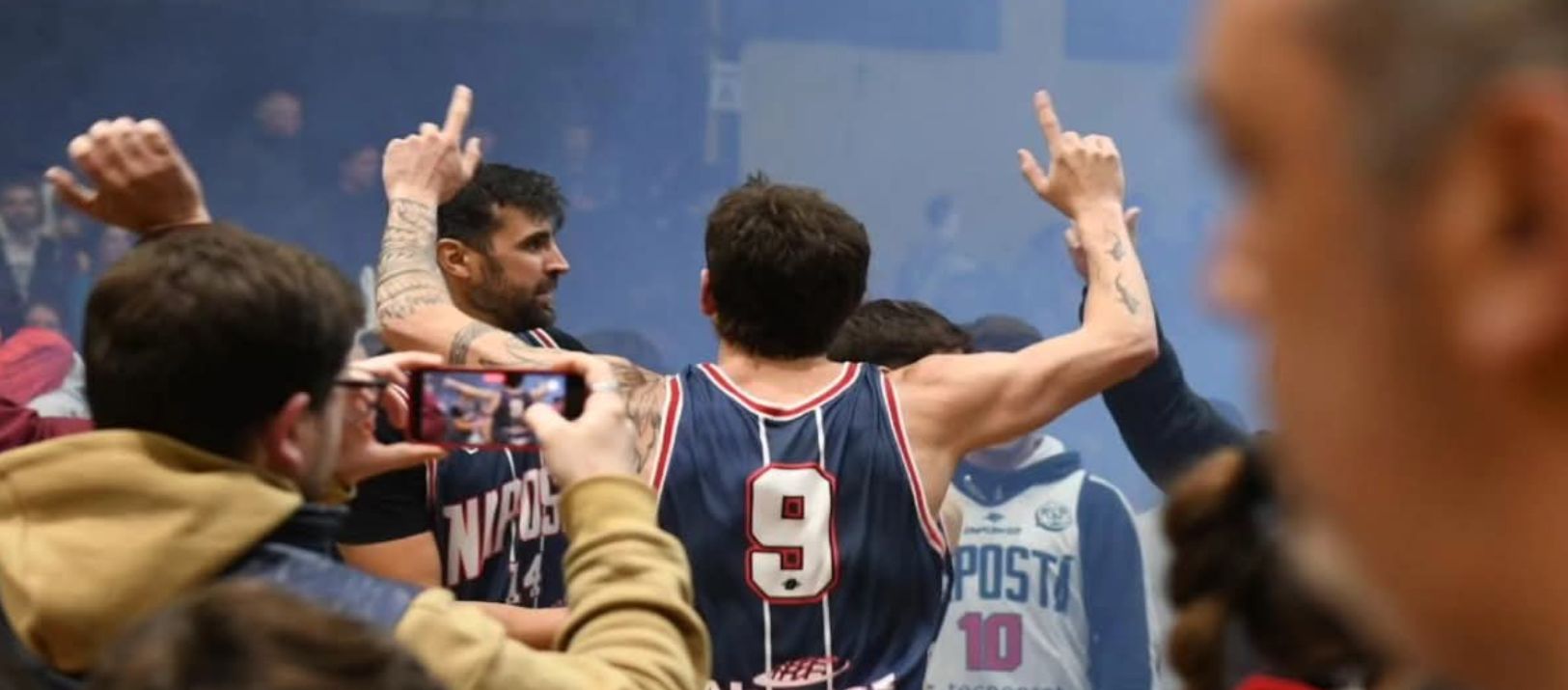 Imagen de la noticia: En un partidazo Napostá le ganó a Bahiense y es el campeón de la LLB Oro
