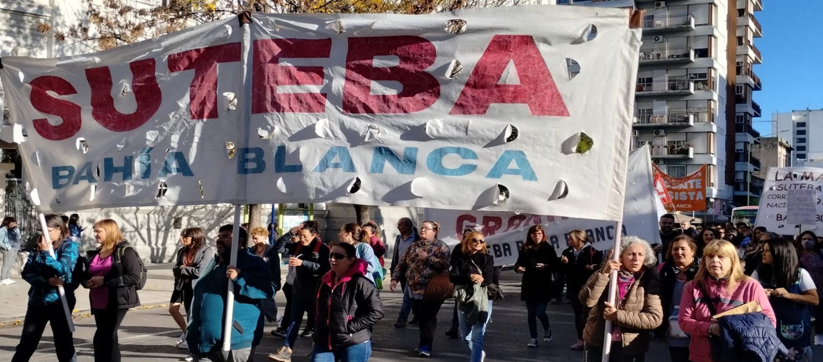 Imagen de la noticia: Jueves de paro docente y manifestación en el centro
