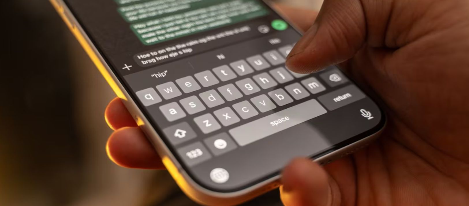 Imagen de la noticia: WhatsApp prueba un navegador web propio integrado para abrir enlaces en la app