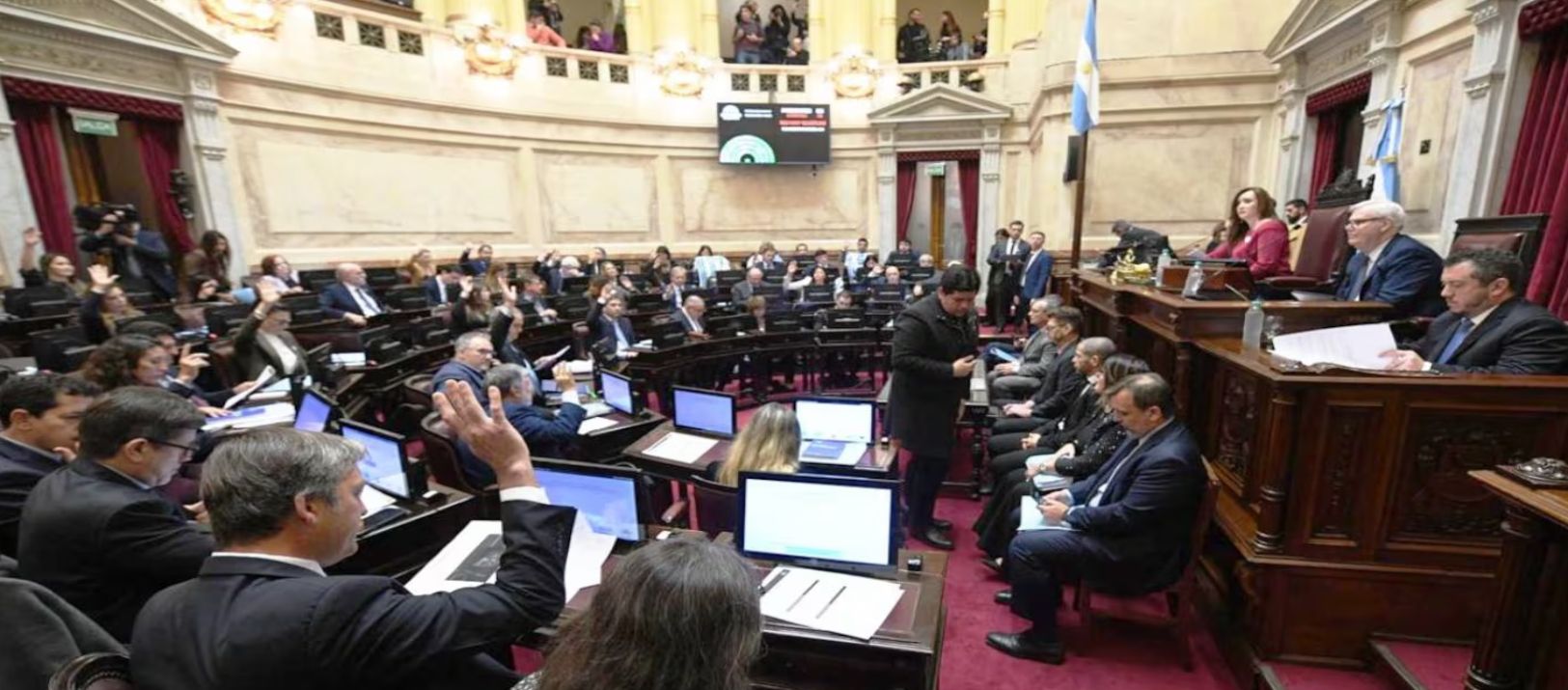 Imagen de la noticia: Ley de Propiedad Privada: se levantó la sesión que iba a debatir el proyecto