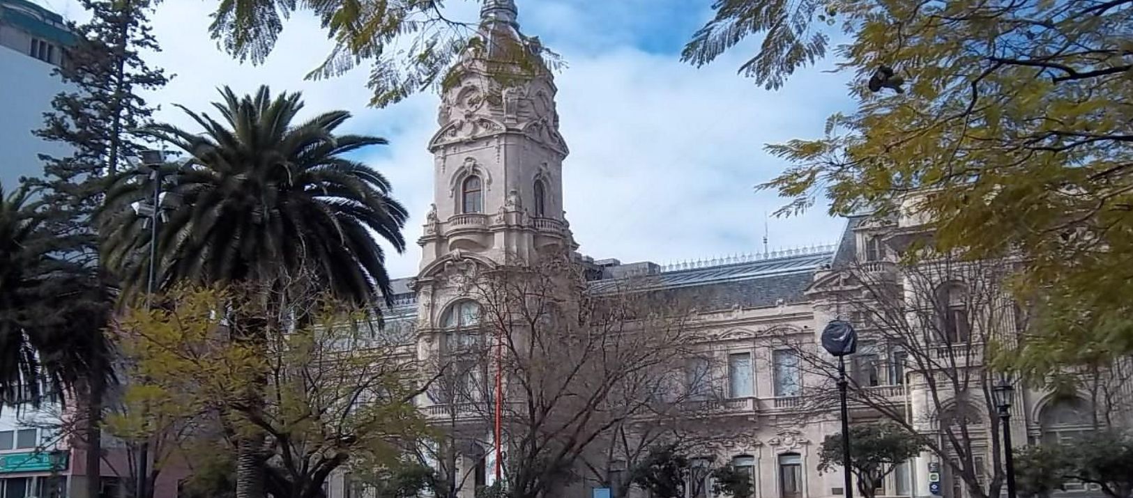 Imagen de la noticia: Cómo funcionarán los servicios durante el feriado del lunes en Bahía Blanca