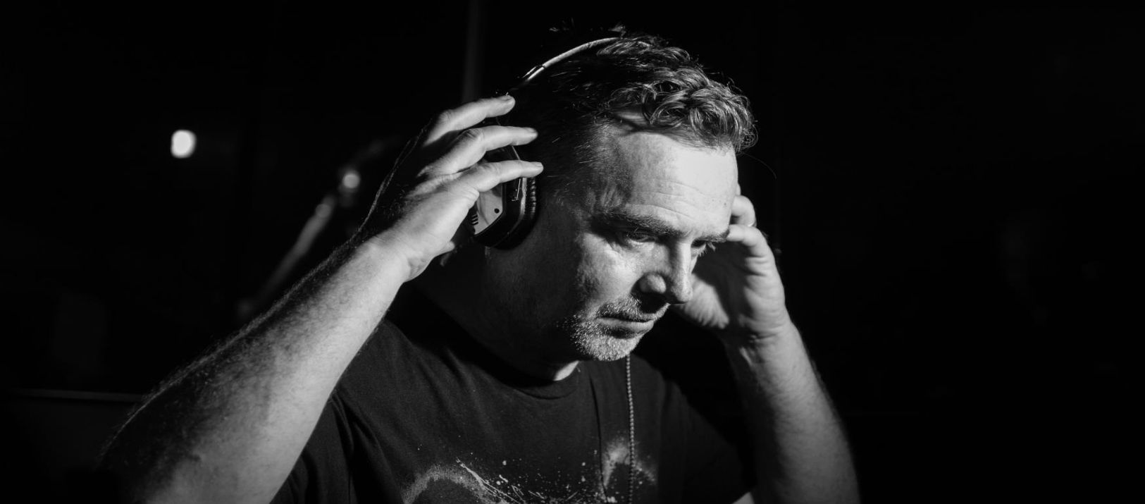 Imagen de la noticia: Nick Warren llega a Bahía Blanca en noviembre