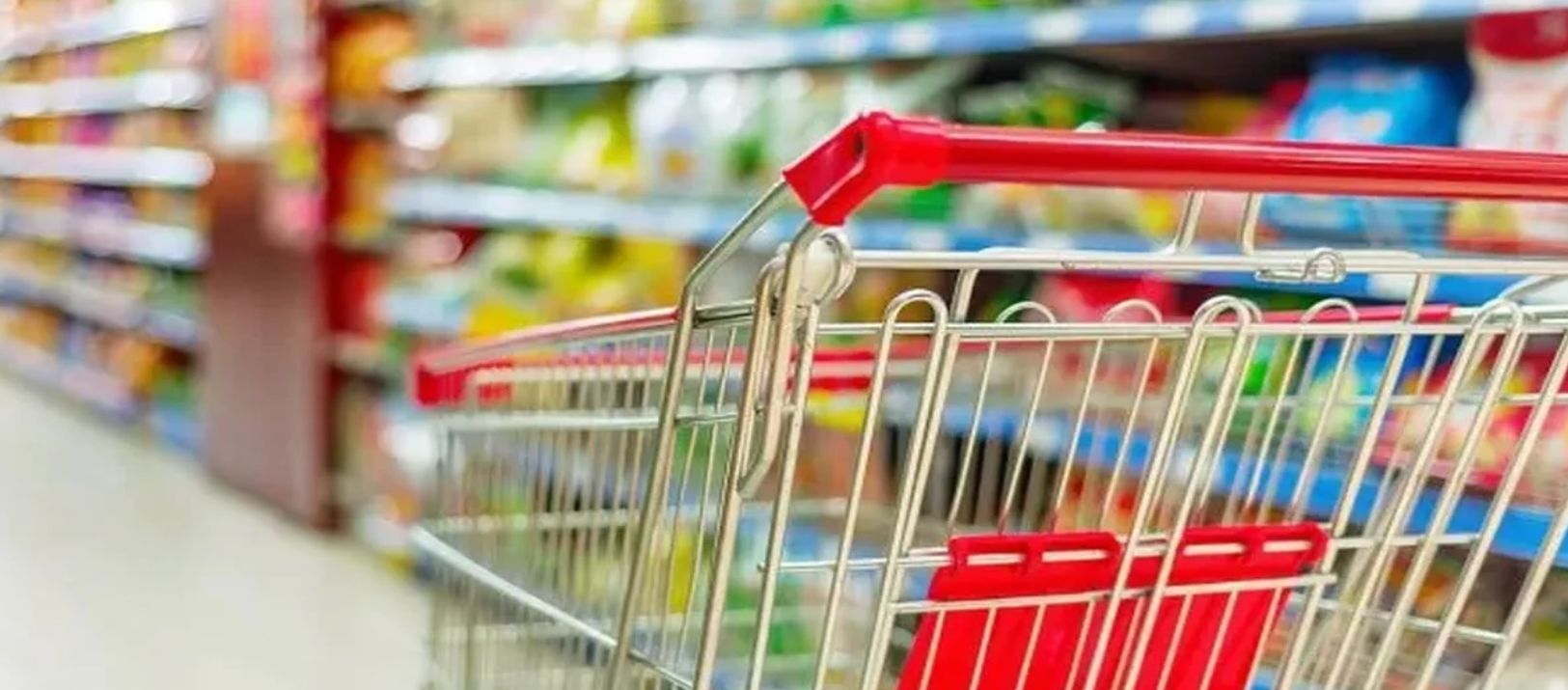 Imagen de la noticia: Según el INDEC, las ventas en supermercados cayeron un 0,2% en agosto