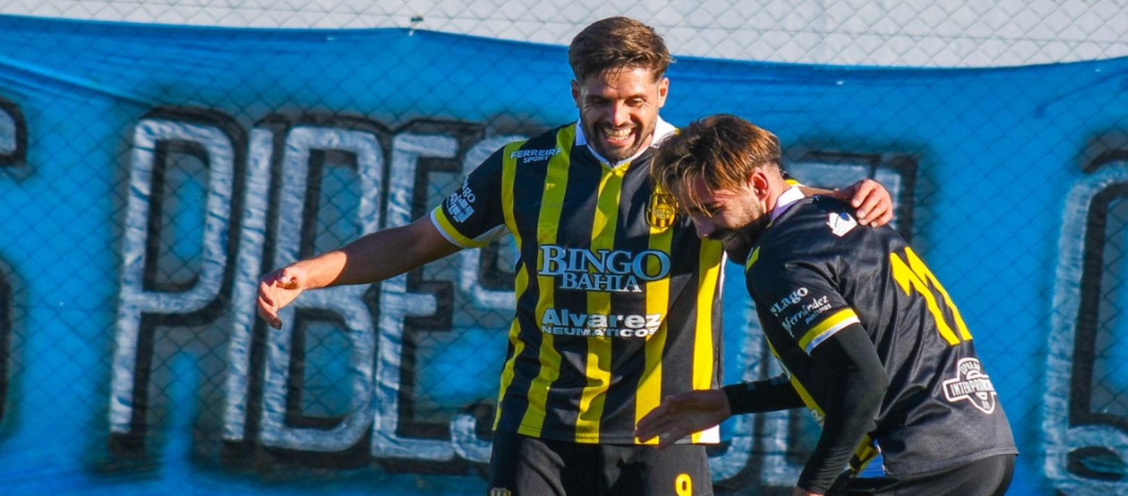 Imagen de la noticia: El Federal se juega hoy: Olimpo recibe a Kimberley y "La Villa" viaja a Tandil