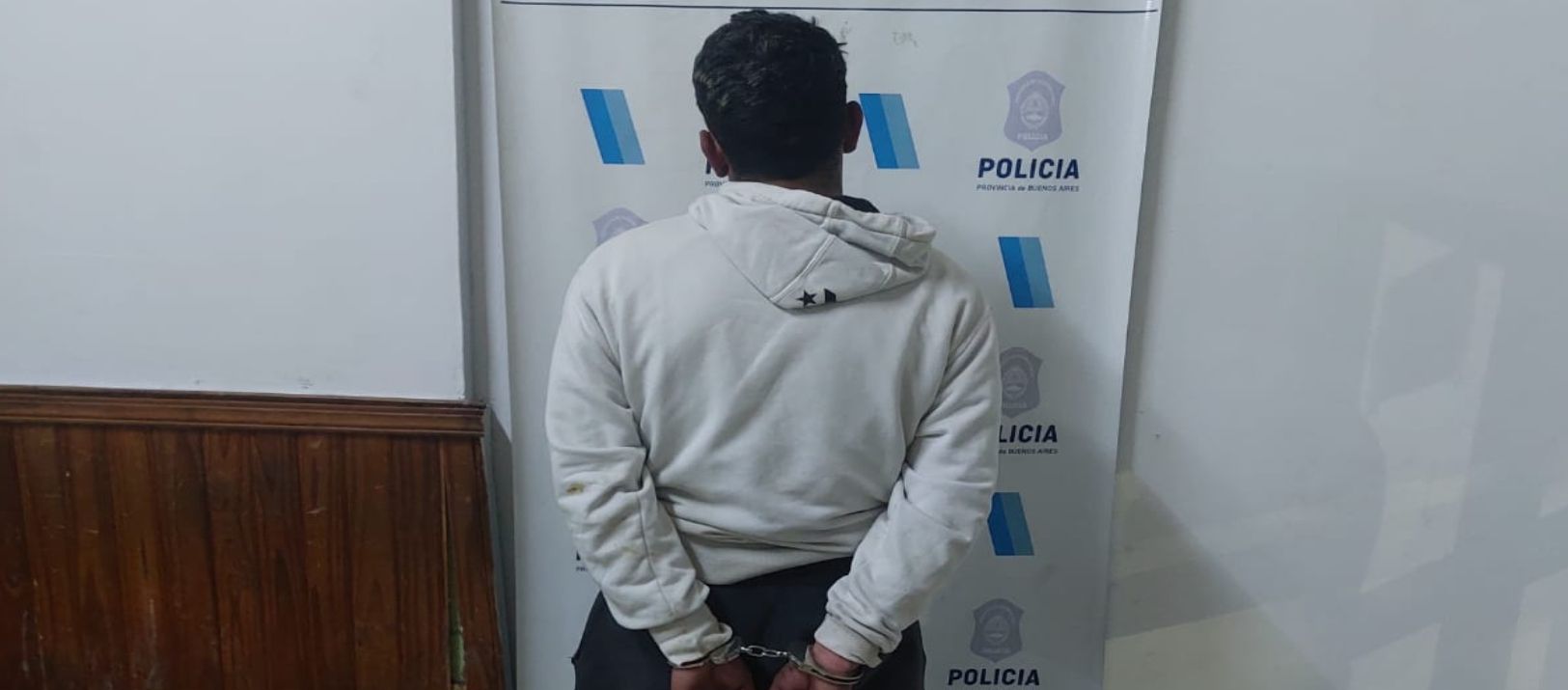 Imagen de la noticia: Detienen a un joven por andar en una moto robada