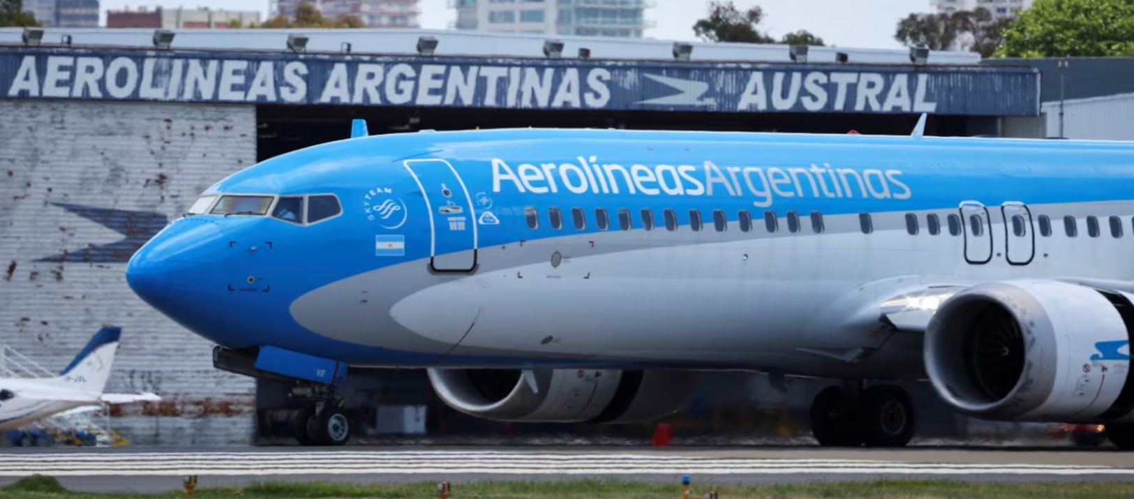 Imagen de la noticia: Gobierno apela en EE.UU. un fallo de US$ 390 millones por Aerolíneas Argentinas