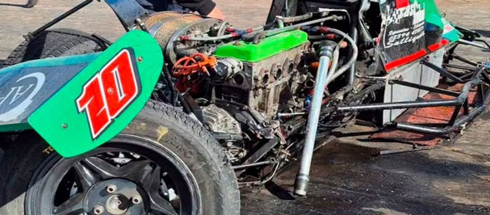 Imagen de la noticia: Trasladan a Bahía Blanca a piloto herido en el autódromo de Carhué