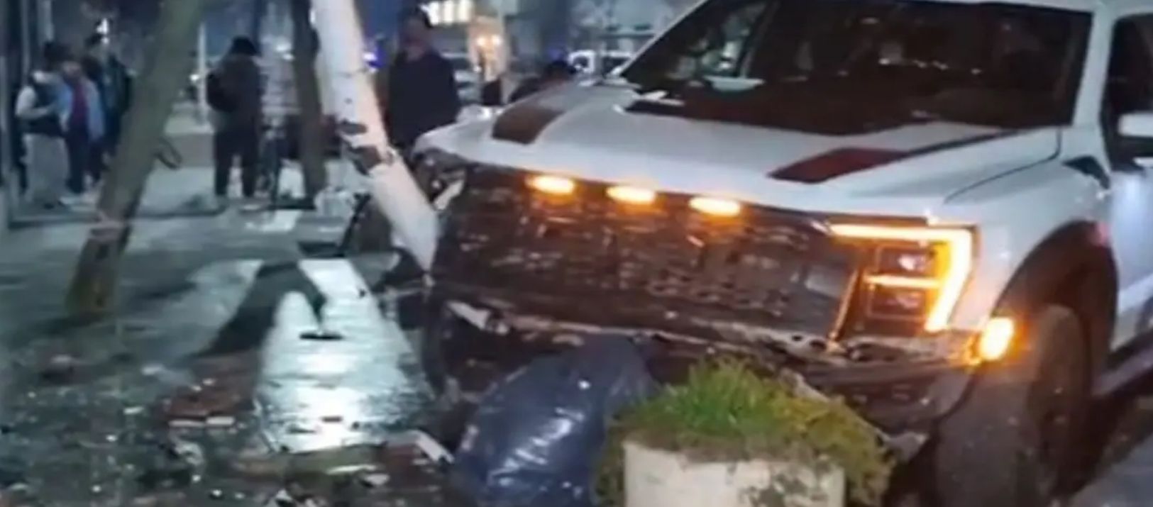Imagen de la noticia: Los festejos en Coronel Pringles casi terminan en tragedia