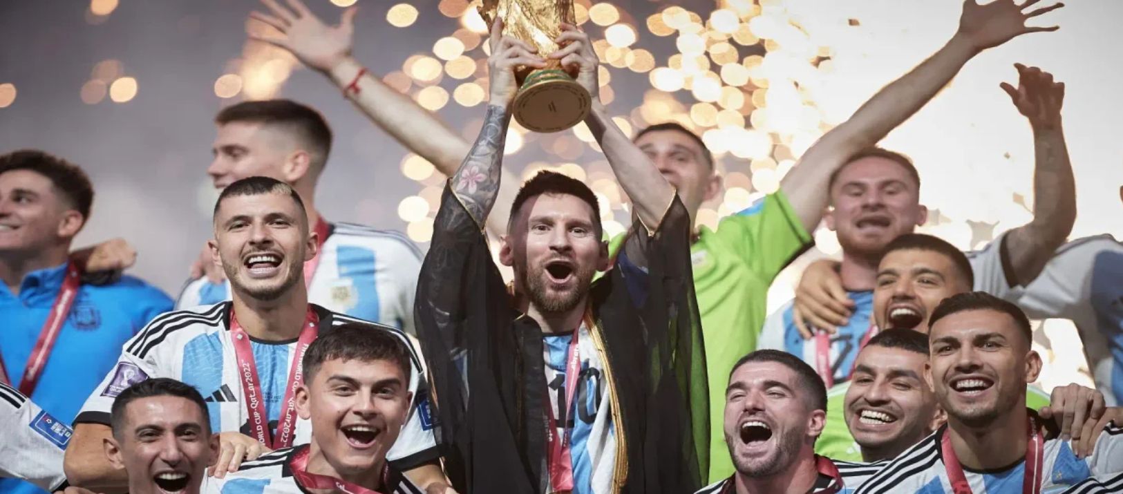 Imagen de la noticia: Los famosos reaccionaron con emoción al retiro de Messi de la Selección