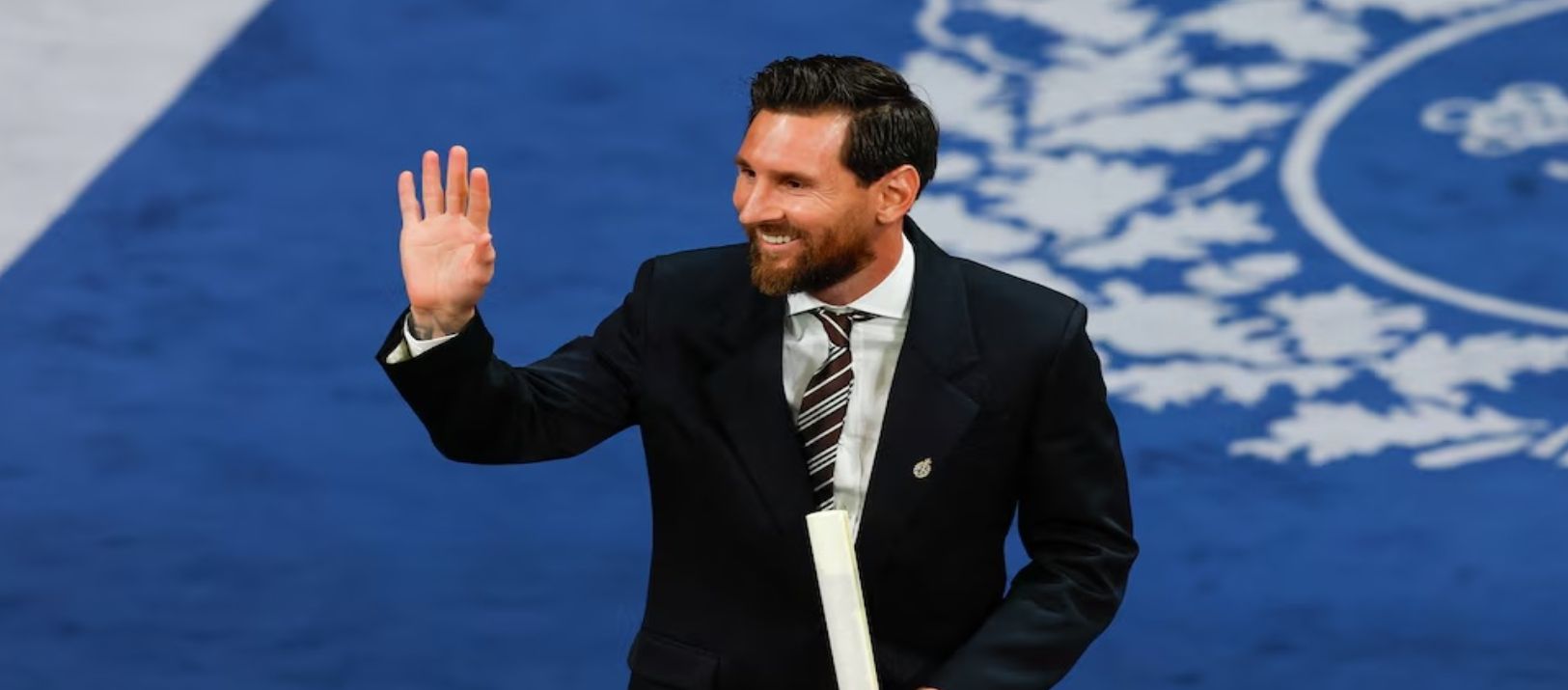 Imagen de la noticia: Lionel Messi recibió en Oviedo el Premio Princesa de Asturias