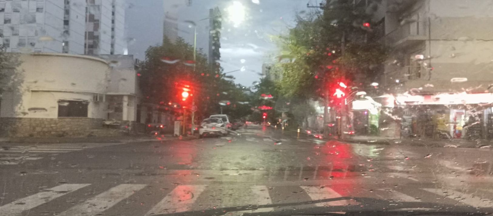 Imagen de la noticia: Un jueves de alerta amarilla y mínima amplitud térmica