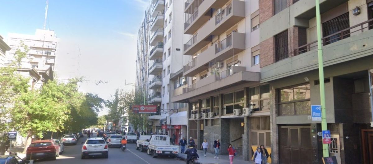 Imagen de la noticia: Un edificio está sin agua hace dos días y la administradora no da solución