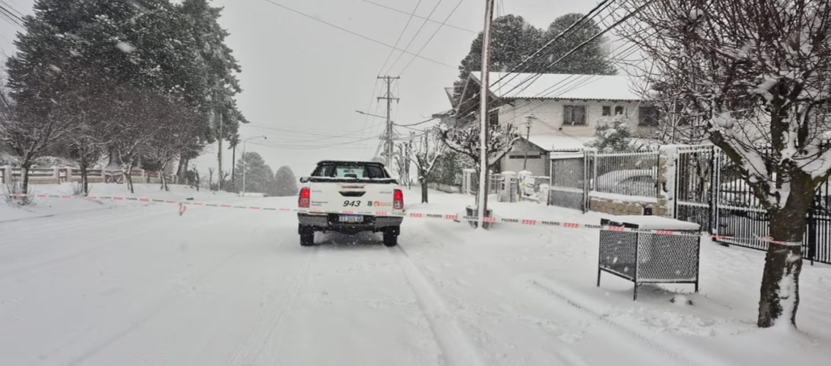 Imagen de la noticia: Bariloche declaró la Emergencia Climática por las intensas nevadas y el temporal