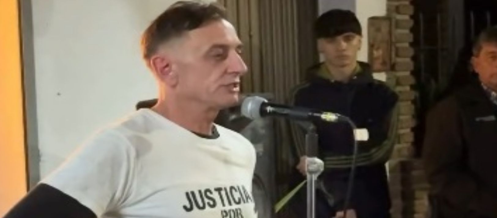Imagen de la noticia: La emotiva carta del papá de Santiago Vega: "No buscamos venganza"