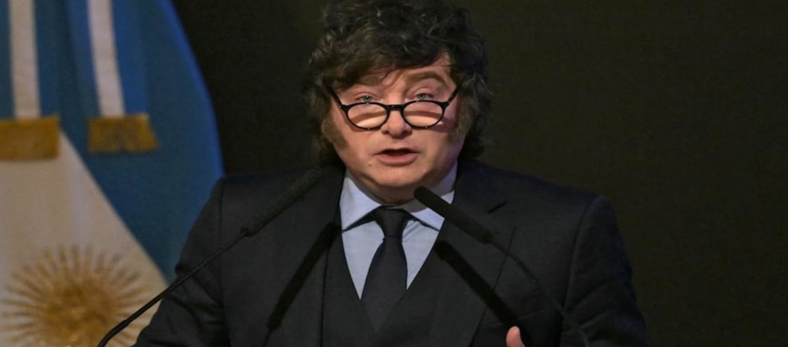 Imagen de la noticia: Javier Milei definió que enviará el proyecto por Malvinas a Diputados