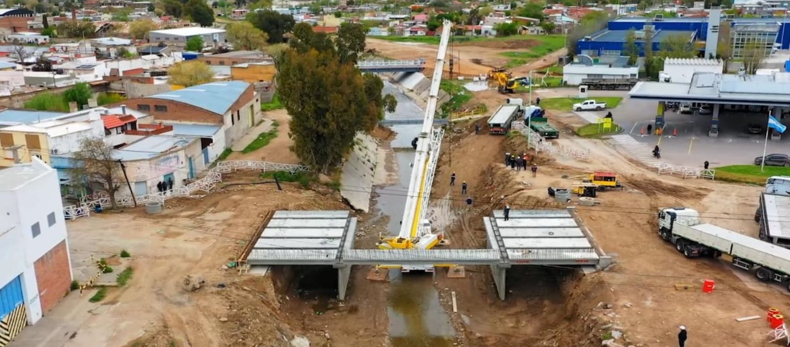 Imagen de la noticia: Avanza la obra del puente de calle Don Bosco tras completar la estructura base