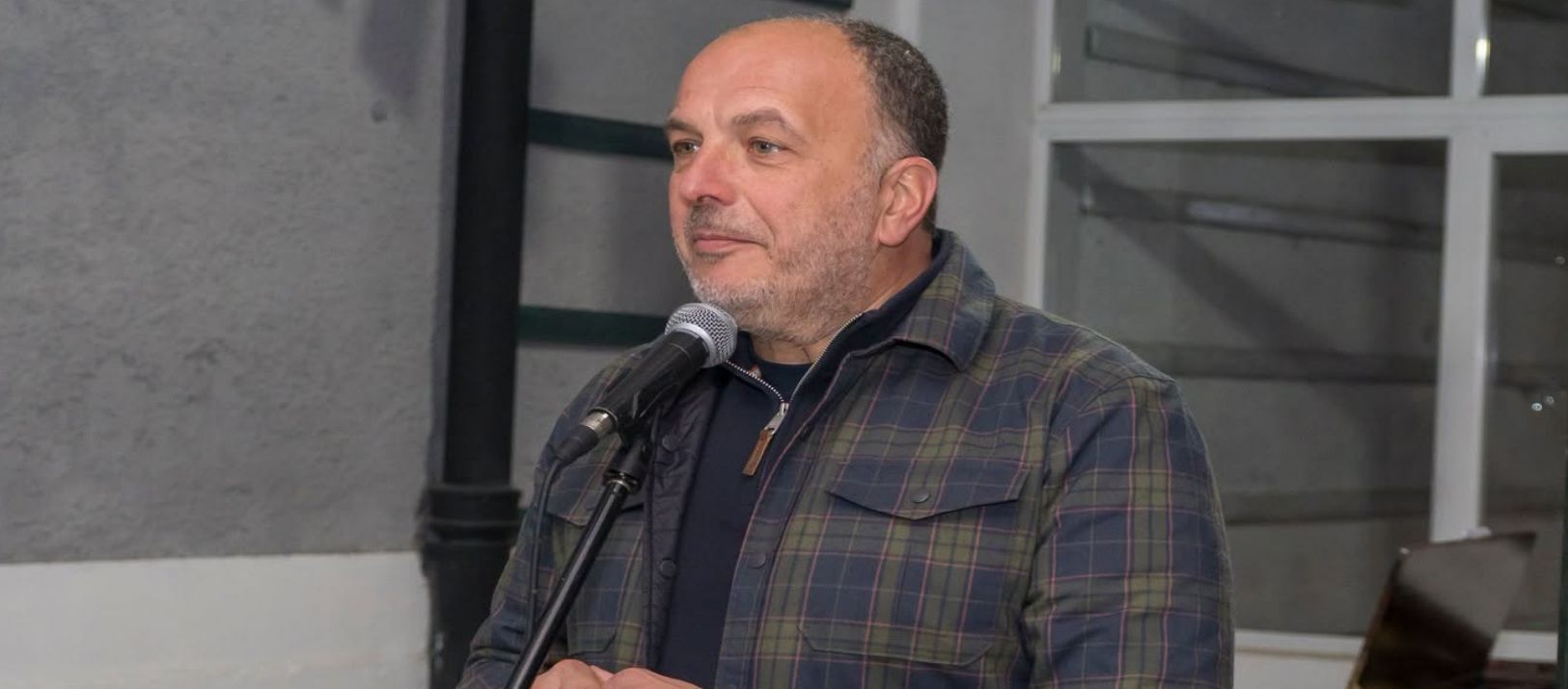 Imagen de la noticia: El intendente de Tres Arroyos recibió un impacto de bala de goma en incidentes