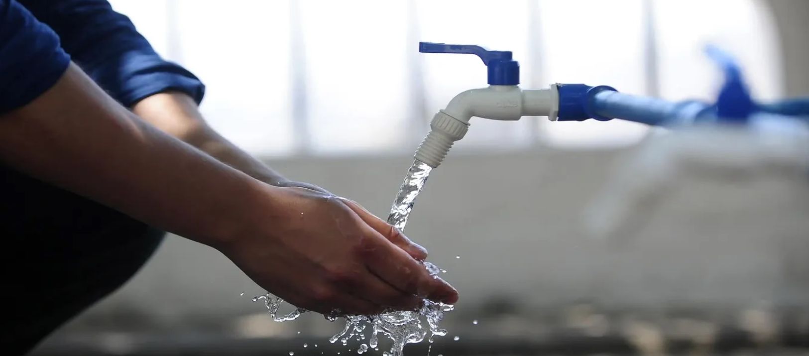 Imagen de la noticia: ABSA anunció para este jueves nuevos cortes de agua en el macrocentro