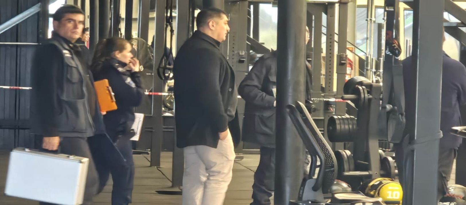 Imagen de la noticia: Allanamiento en Sport Club: el fiscal busca documentación y otras pruebas